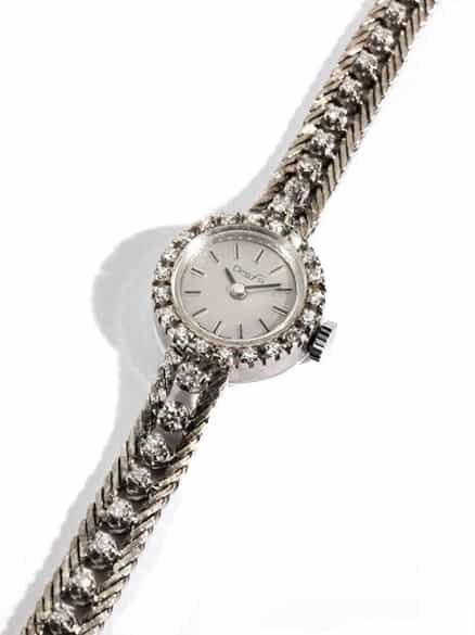 Detailabbildung:  Damenarmbanduhr von Orafa in Weißgold mit Brillanten
