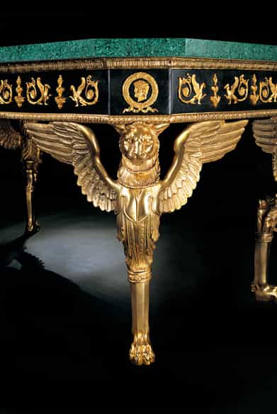 Detailabbildung: † Außergewöhnlicher Malachittisch im Empire-Stil