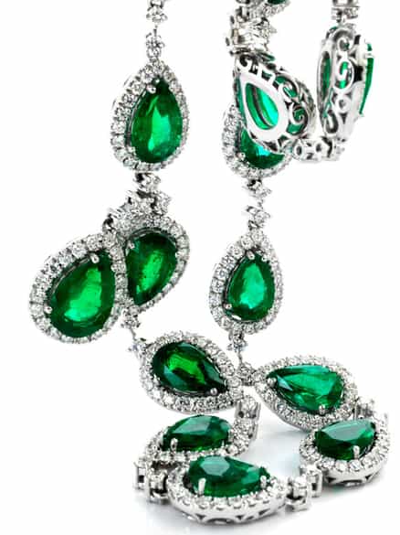 Detailabbildung:  Smaragd-Brillantcollier