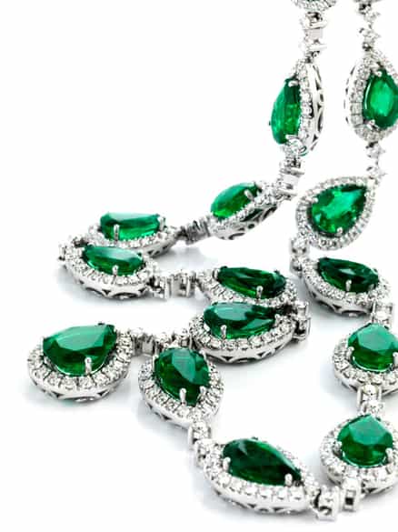 Detailabbildung:  Smaragd-Brillantcollier