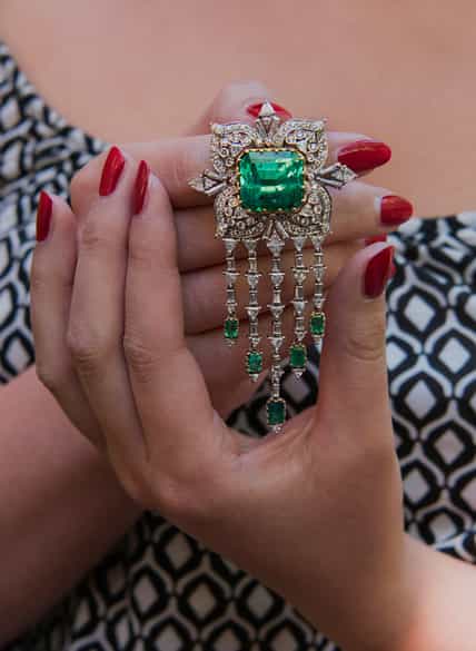 Detailabbildung: Smaragd-Diamantbrosche von Van Cleef & Arpels