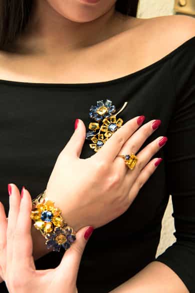 Detailabbildung: Prächtiges gelb-blaues Saphir-Set