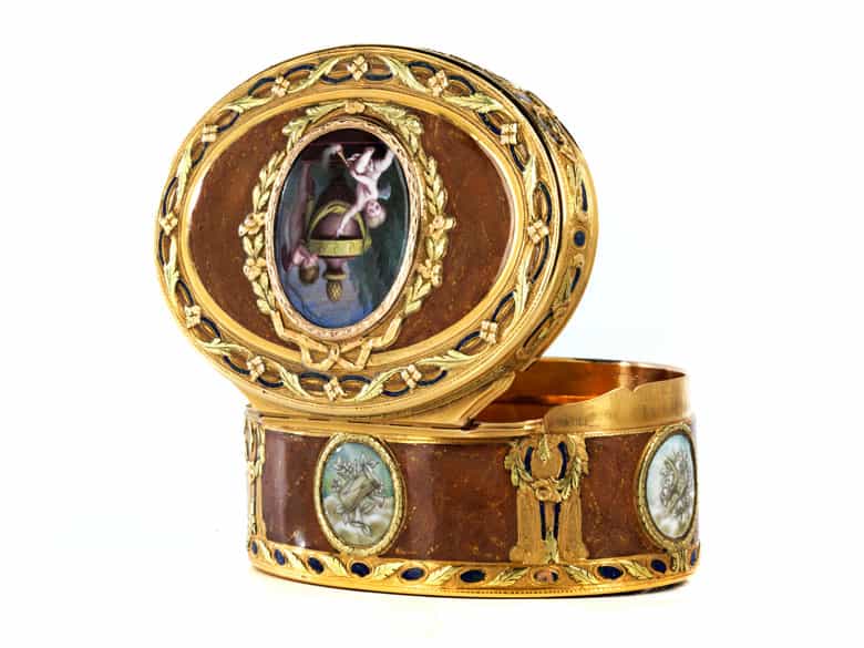 Detailabbildung: Museale außerordentlich elegante und qualitätsvolle Golddose „En trois couleurs“