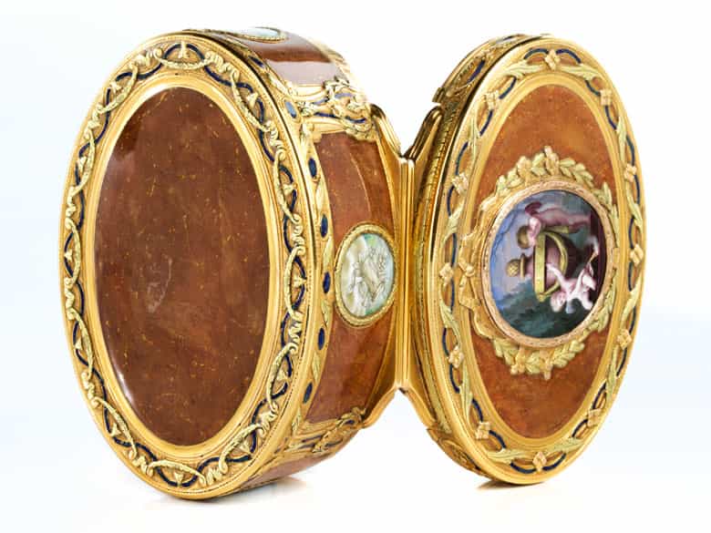 Detailabbildung: Museale außerordentlich elegante und qualitätsvolle Golddose „En trois couleurs“