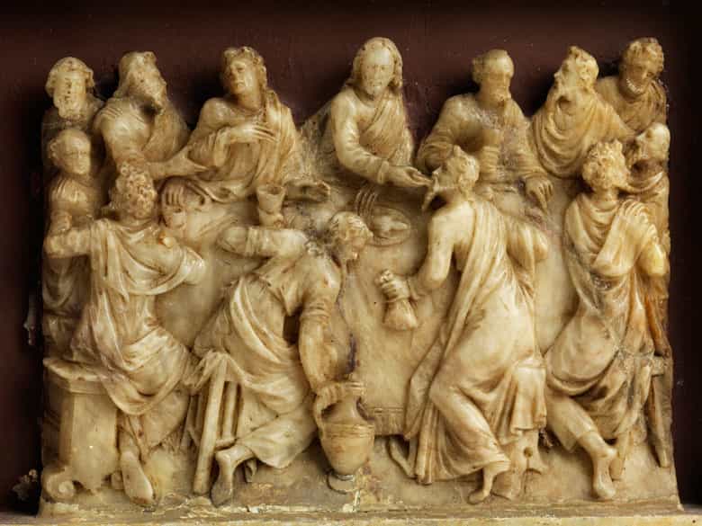 Detailabbildung: Alabasterrelief mit Darstellung des Letzten Abendmahles