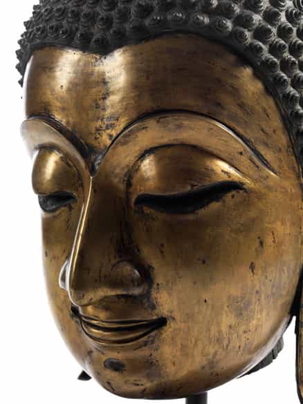 Detailabbildung: Monumentaler Buddha-Kopf