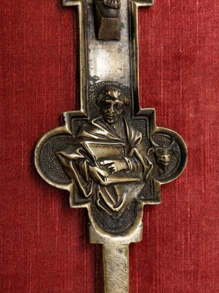 Detailabbildung: Bronzekreuz
