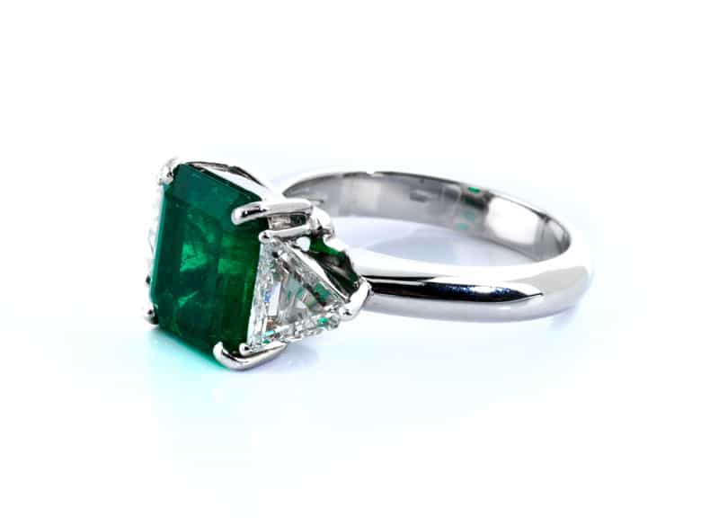 Detailabbildung: Smaragd-Diamantring
