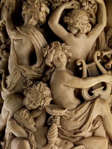 Detailabbildung: Großer Elfenbeinhumpen mit Bacchanal