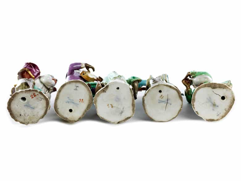 Detailabbildung: 17 Figuren der Meissener „Affenkapelle“