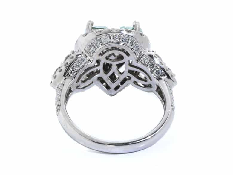 Detailabbildung: † Grüner Diamant-Herzring