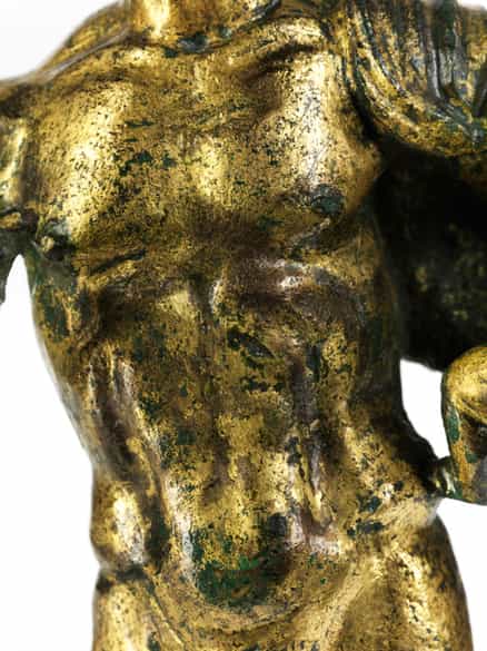 Detailabbildung: Museale, vergoldete Bronzestatuette eines „Hermes Dionysophoros”