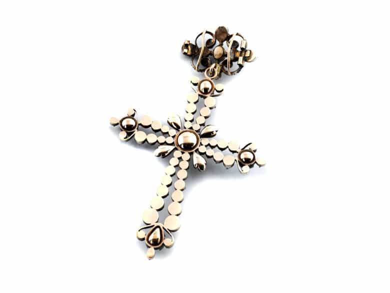 Detailabbildung: Antiker Diamantkreuzanhänger