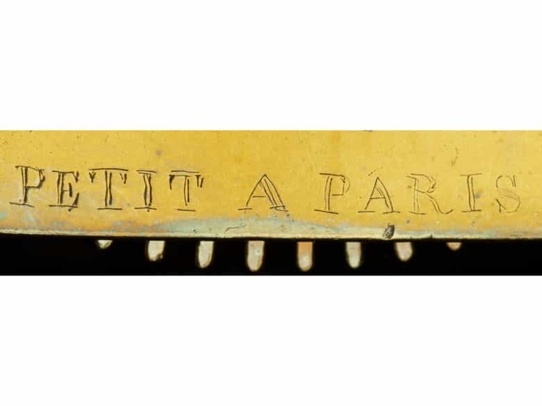 Detailabbildung: Kaminuhr mit Raub der Europa