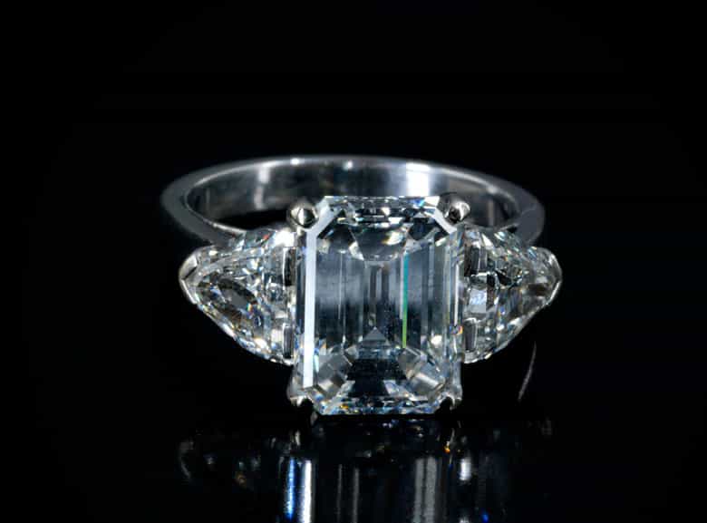 Detailabbildung: Diamant-Emailring