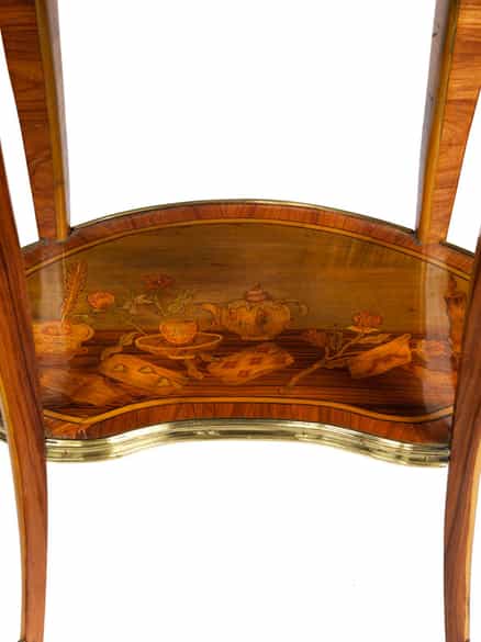 Detailabbildung: Kleines Transitions-Beistelltischchen, gestempelt „Cosson“