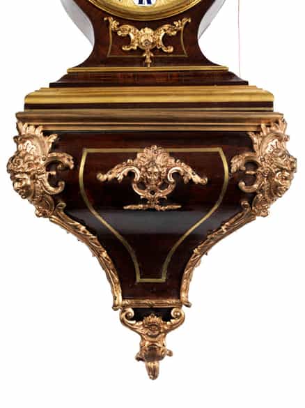 Detailabbildung: Konsoluhr