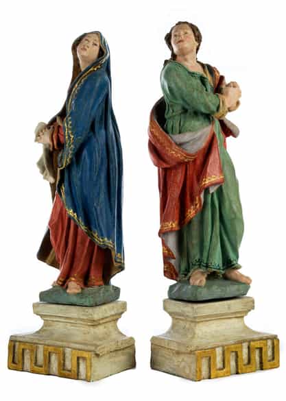 Detailabbildung: Paar Schnitzfiguren: Maria und Johannes als Assistenzfiguren einer Kreuzgruppe aus dem Bildhauerkreis der Familie Schwanthaler