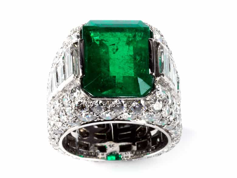 Detailabbildung: Smaragd-Diamantring von Bulgari