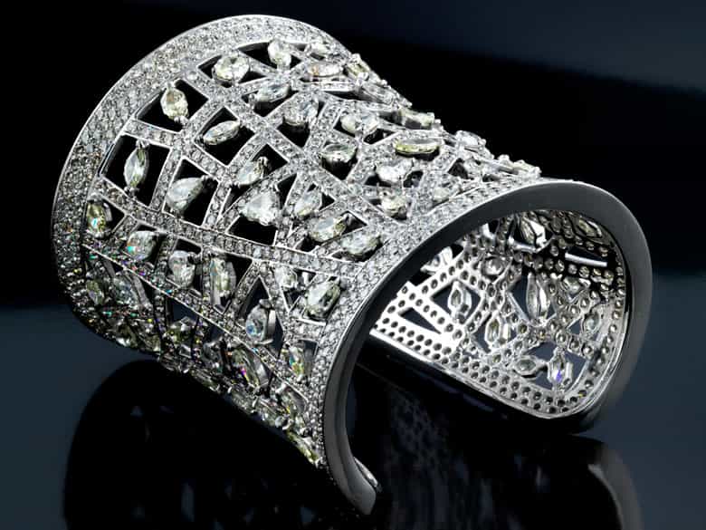 Detailabbildung: Breite Diamantarmspange
