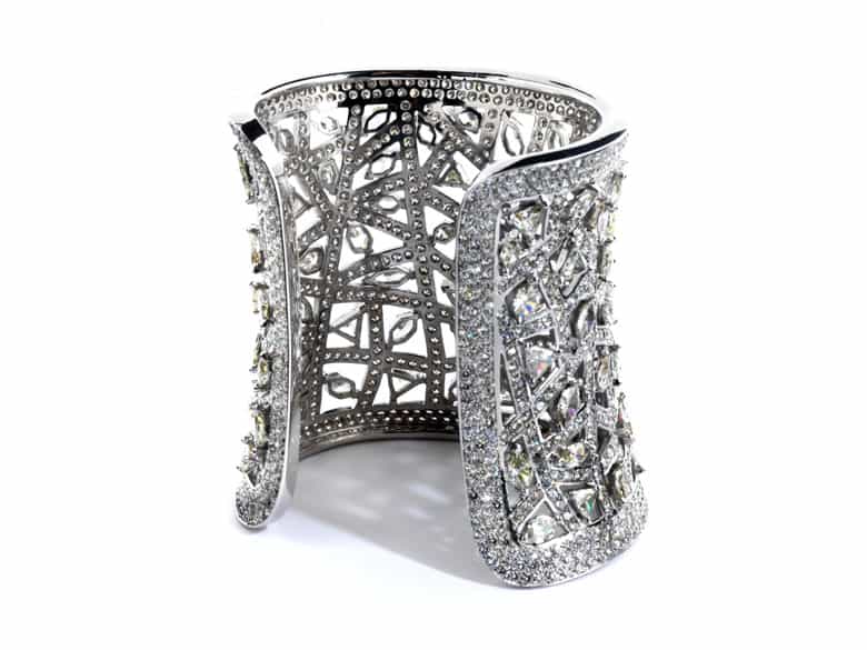 Detailabbildung: Breite Diamant-Armspange