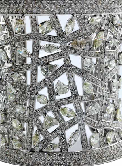 Detailabbildung: Breite Diamantarmspange