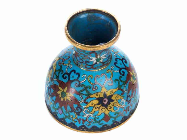 Detailabbildung: Cloisonné-Fußschale