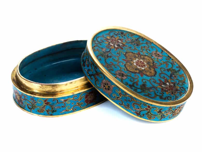 Detailabbildung: Chinesische Cloisonné-Schatulle