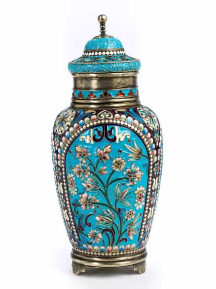 Detailabbildung: Moskauer Email-Deckelvase