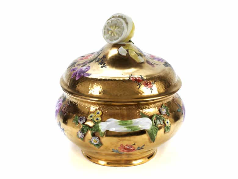 Detailabbildung: Prächtige und seltene Goldfondterrine