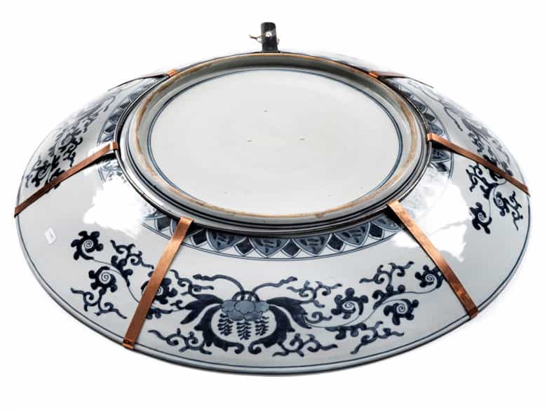 Detailabbildung: Sehr große Imari-Porzellanplatte