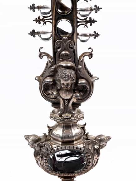 Detailabbildung: Bedeutendes Reliquienkreuz