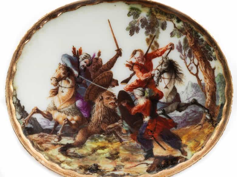 Detailabbildung: Porzellandose in Form eines Löwenkopfes