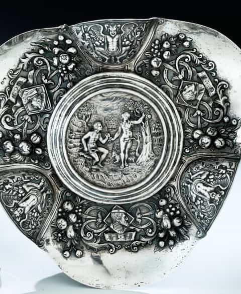 Detailabbildung: Silbernes Tintenzeug