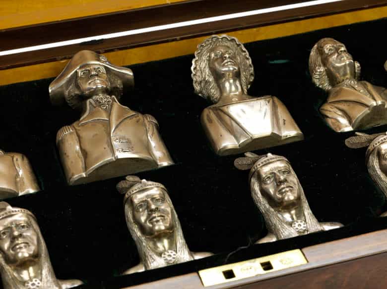 Detailabbildung: Londoner Silber-Schachspiel