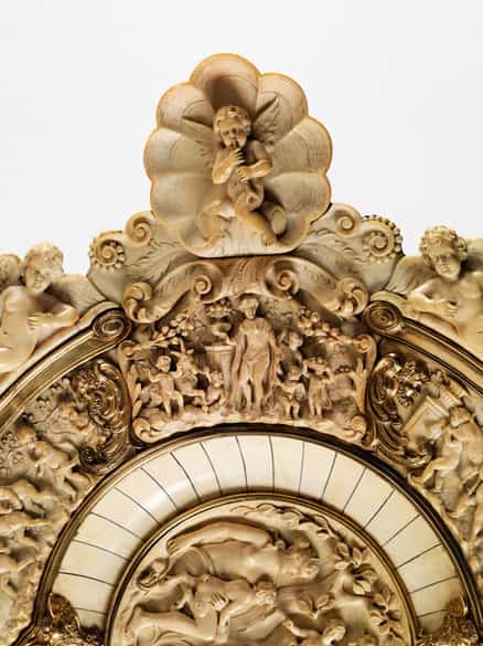 Detailabbildung: Prachtvolle große Schauplatte in Elfenbein mit vergoldeten Silberapplikationen