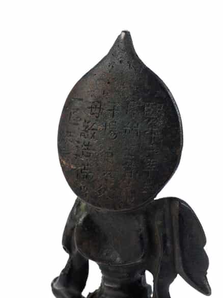 Detailabbildung: Stehender Buddha