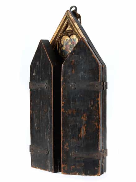 Detailabbildung: Historisches Triptychon im gotischen Stil mit Vermählungsszene