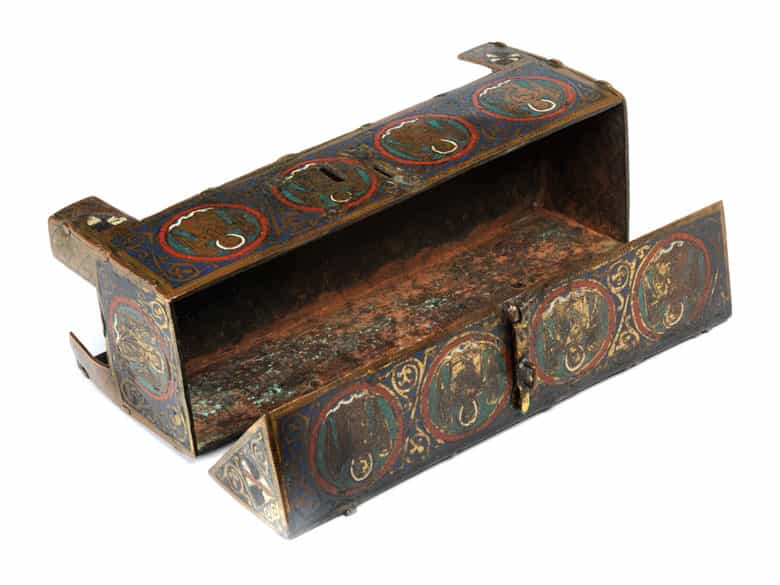 Detailabbildung: Museales Limoges-Reliquienkästchen