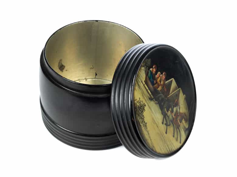 Detailabbildung: Russische Lackdose