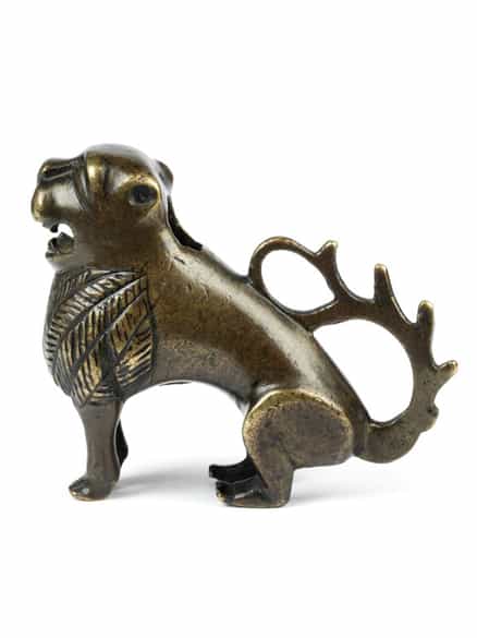 Detailabbildung: Gotischer Bronzelöwe