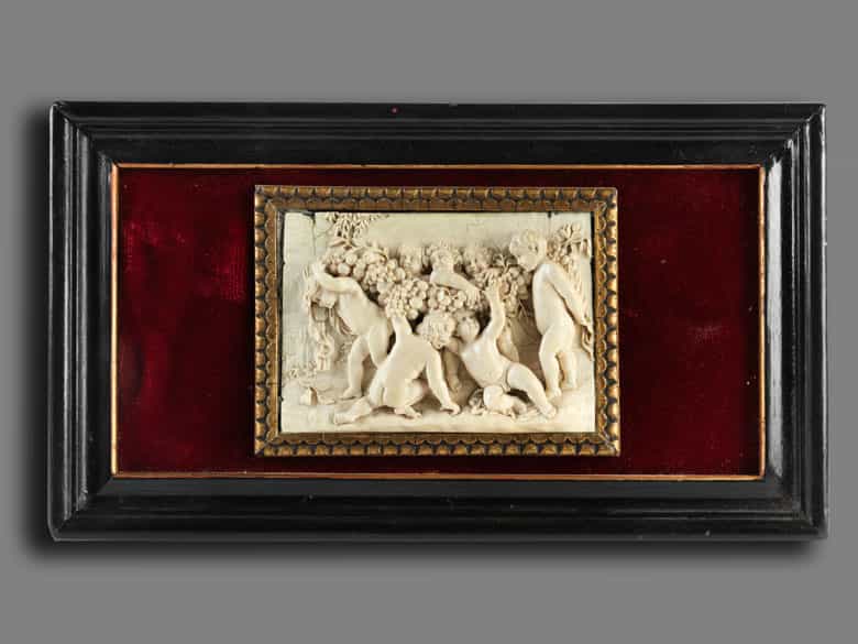 Detailabbildung: Elfenbeinrelief