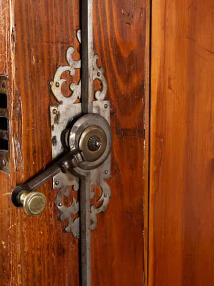 Detailabbildung: Prächtiger Frankfurter Barock-Schrank