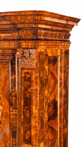 Detailabbildung: Prächtiger Frankfurter Barock-Schrank