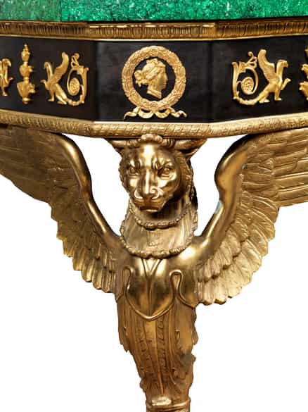 Detailabbildung: Außergewöhnlicher Malachittisch im Empire-Stil