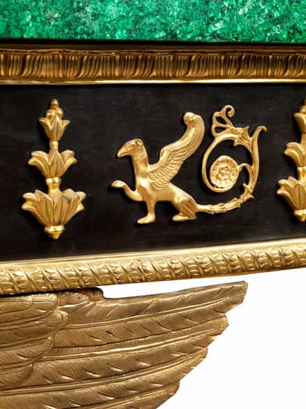 Detailabbildung: Außergewöhnlicher Malachittisch im Empire-Stil