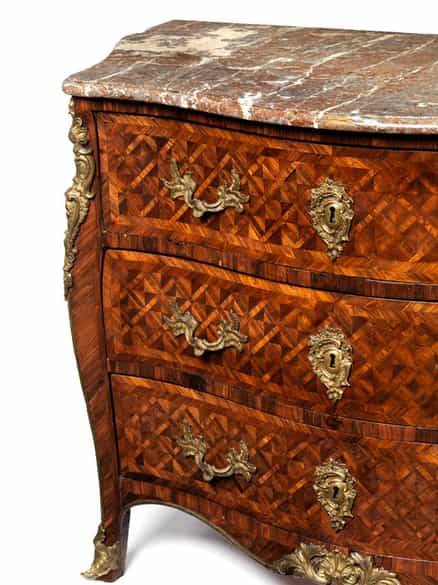 Detailabbildung: Kommode mit Marqueterie