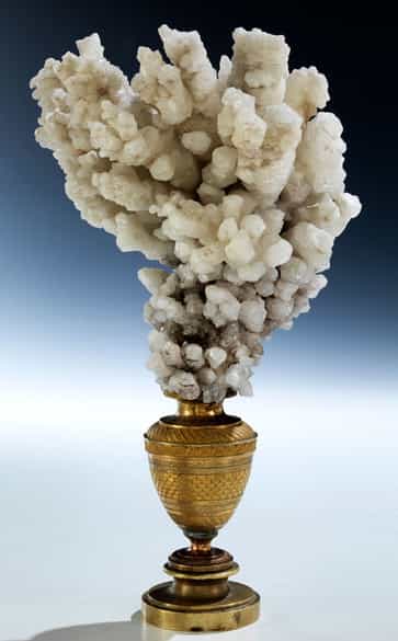 Detailabbildung: Kunstkammer-Objekt mit prächtiger Mineralienstufe