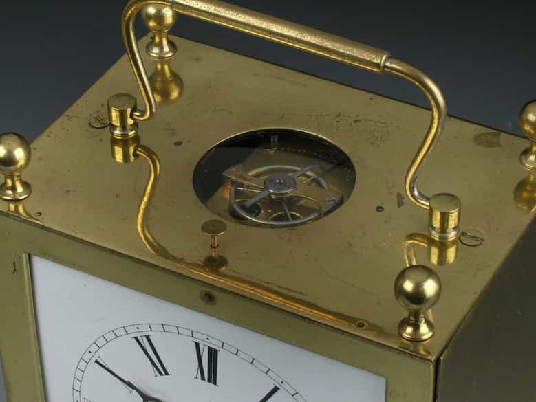 Detailabbildung: Reiseuhr 