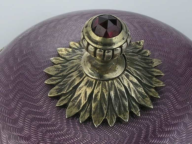 Detailabbildung: Fabergé-Tisch-Klingel